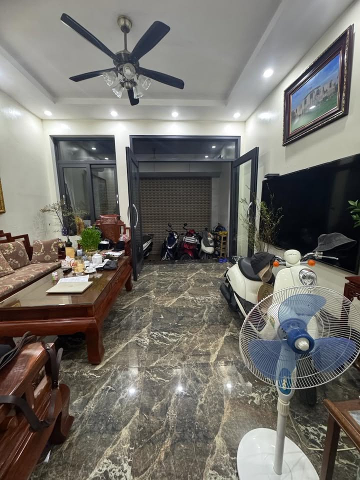 Nhà phố Ngõ 69A Hoàng Văn Thái 67m² giá thỏa thuận - Tiện ích đầy đủ, ở ngay!