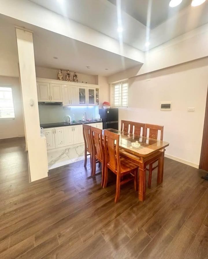 Căn hộ Nghĩa Đô, Cầu Giấy 75m² giá 8 tỷ - Full nội thất, sẵn sàng vào ở!