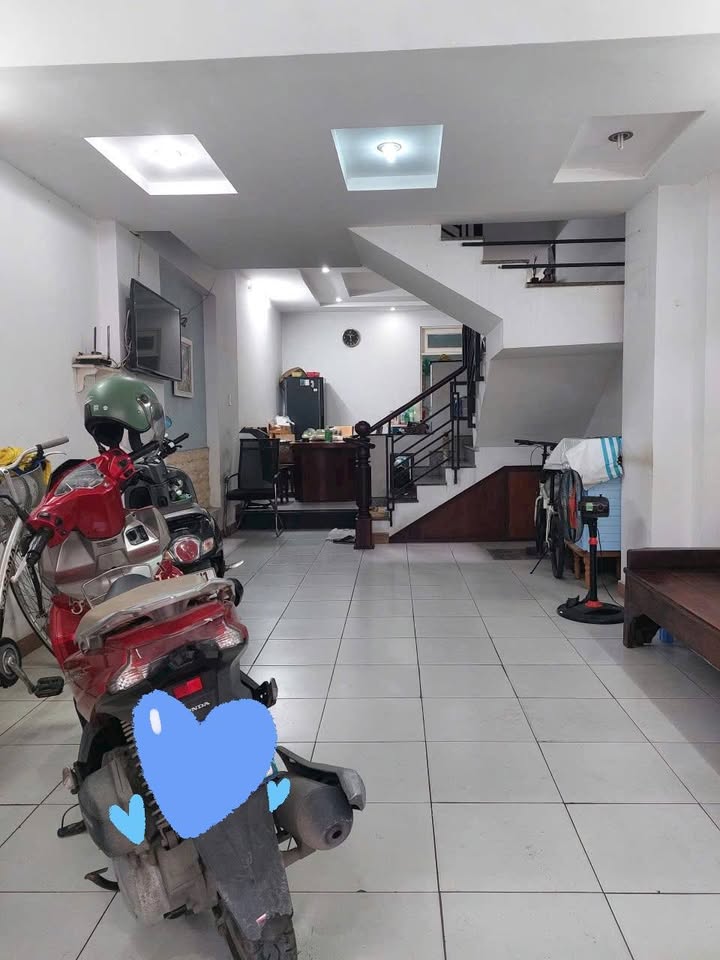 Nhà phố Lý Phục Man, Quận 7, 64m² giá 11 tỷ - Nhà 3 lầu, kinh doanh lý tưởng!