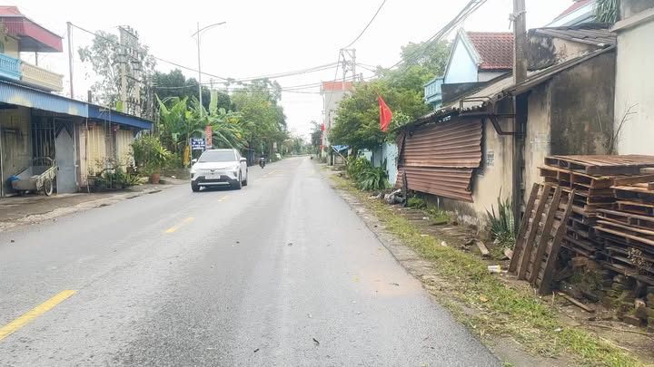 Đất thổ cư Nha Tiến, Nhân Bình 186m² giá 3 tỷ - Mặt tiền rộng, tiện ích hấp dẫn!