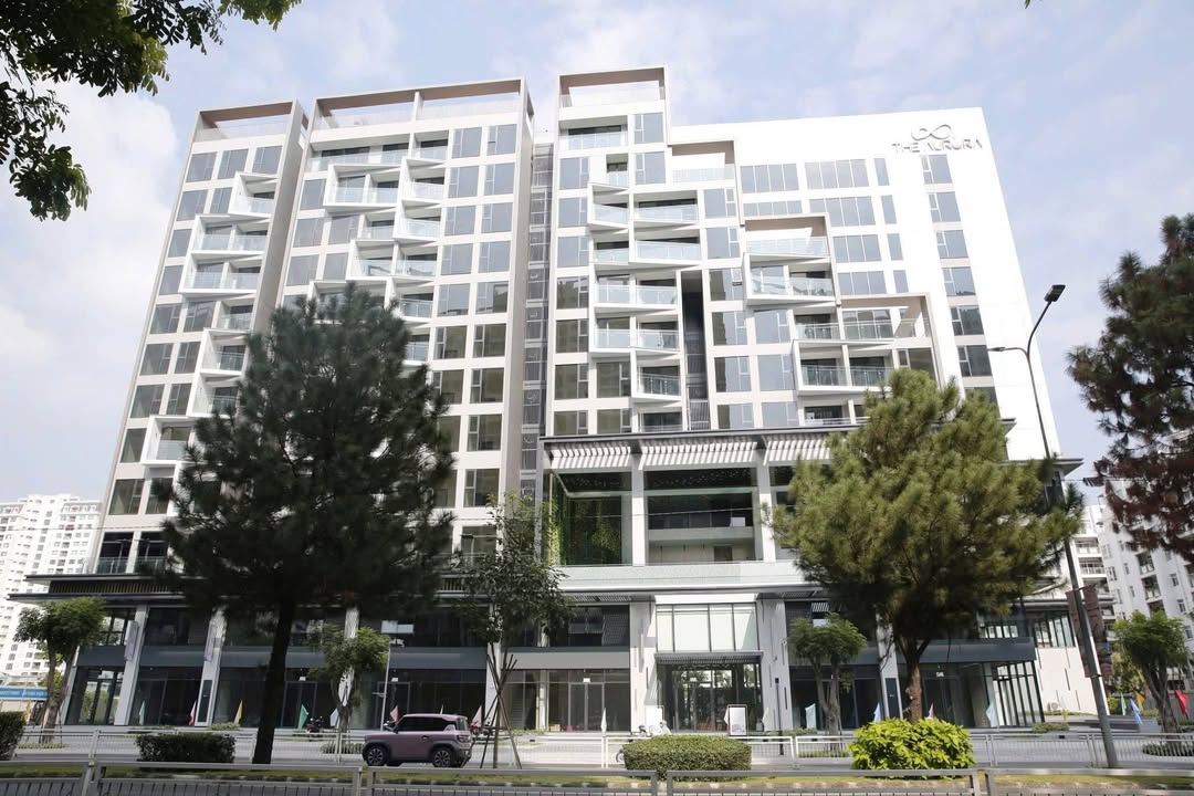 Căn hộ The Aurora Phú Mỹ Hưng 78m² giá 11.9 tỷ - Sân vườn bao quanh cực thoáng!