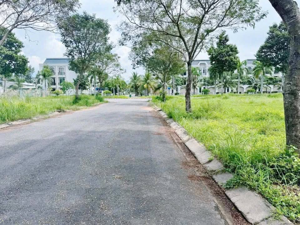 Đất nền Khu Đồng Tâm Green City, Tân An, 144m² giá 5,5 tỷ - Lô góc đẹp, thương lượng!
