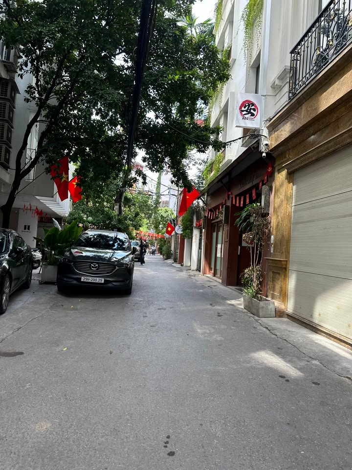 Nhà riêng 6 tầng Nguyễn Phong Sắc, Nghĩa Tân, 48m² giá 17 tỷ - Vừa ở vừa làm văn phòng lý tưởng!