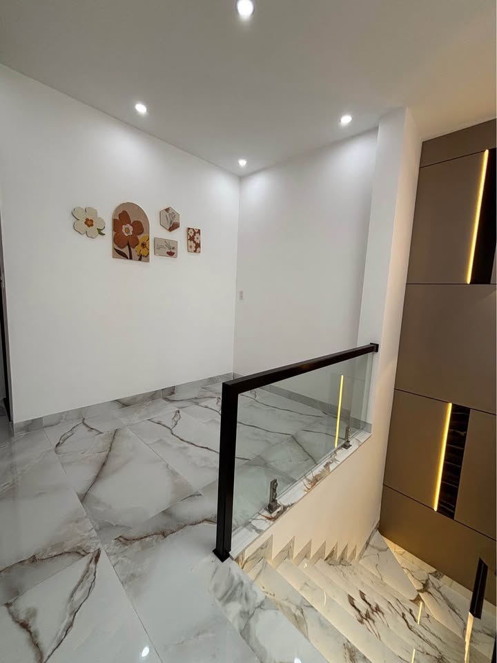 Nhà bán Hùng Vương, Hải Châu 56m² giá 4 tỷ - Đầu tư sinh lời ngay!