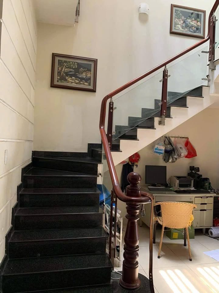 Nhà gác lửng Trảng Bom 130m² giá 7 tỷ - Mặt tiền kinh doanh sầm uất!