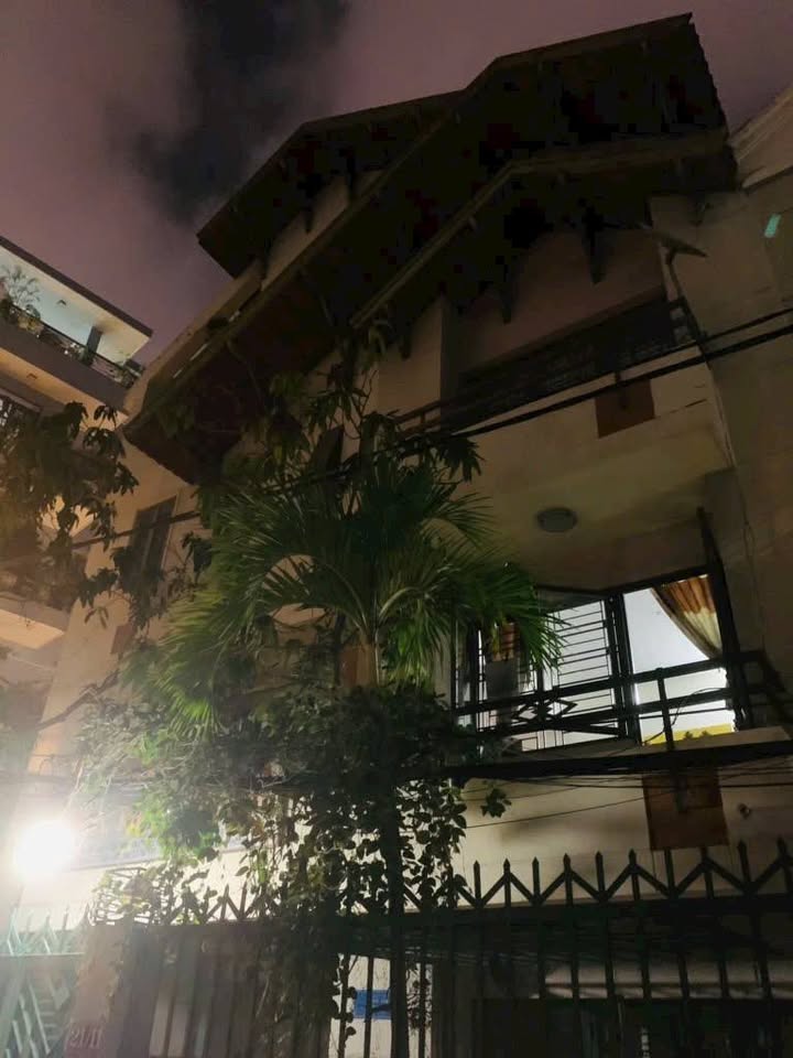 Biệt thự lô góc Quận 7 143m² giá 14.2 tỷ - Nhà đẹp vào ở ngay!