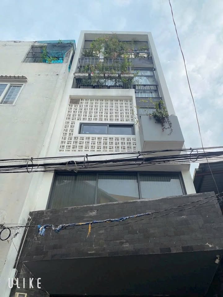 Bán gấp nhà phố Hẻm ô tô 6m 354 Phan Văn Trị 76m² giá 12.5 tỷ - Thiết kế sang trọng, sẵn sàng ở ngay!