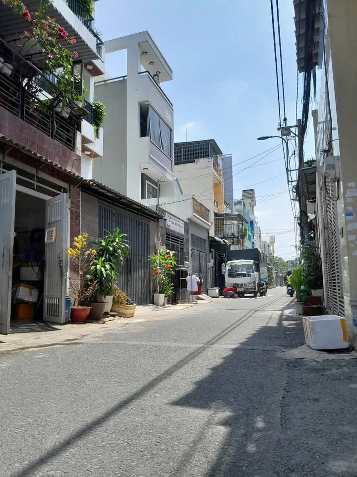 Nhà cấp 4 hẻm nhựa 6m đường Nguyễn Ảnh Thủ, Quận 12 - Giá chỉ 6.7 tỷ!