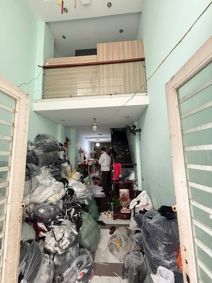 Nhà mặt tiền chợ Vải Phú Thọ Hòa 36m² giá 5.1 tỷ - Sổ hồng vuông vức, thương lượng ngay!