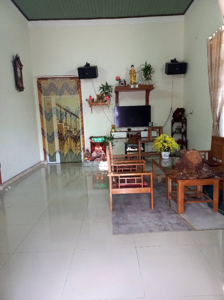 Nhà góc 2 mặt tiền đường Trường Chinh, An Nhơn 245m² giá 1.8 tỷ - Mát mẻ, thoải mái!