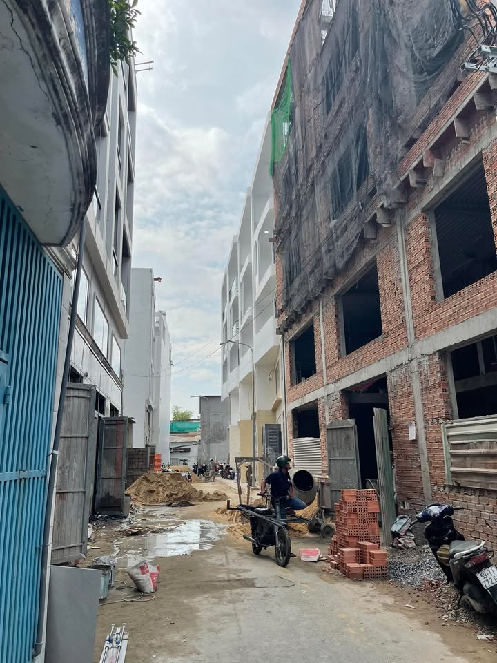 Đất phân lô Tỉnh Lộ 10, Bình Tân, 53m² giá 4.5 tỷ - Ô tô vào tận nhà!