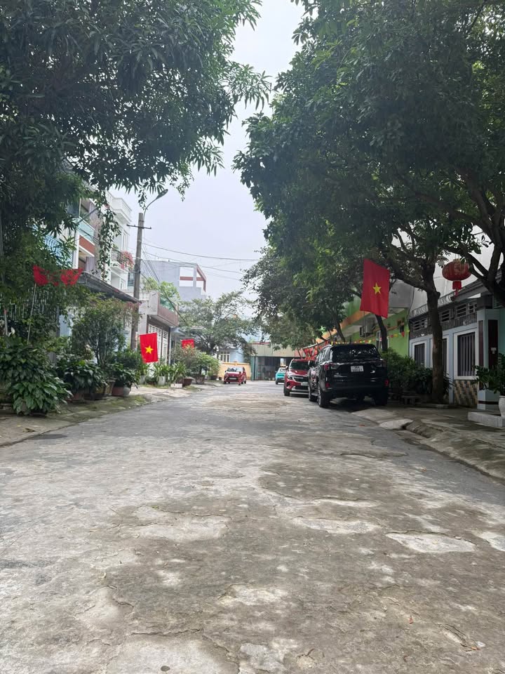 Lô đất đẹp Quảng Thành - TP Thanh Hóa 110m² giá 4 tỷ - Cơ hội đầu tư hấp dẫn!