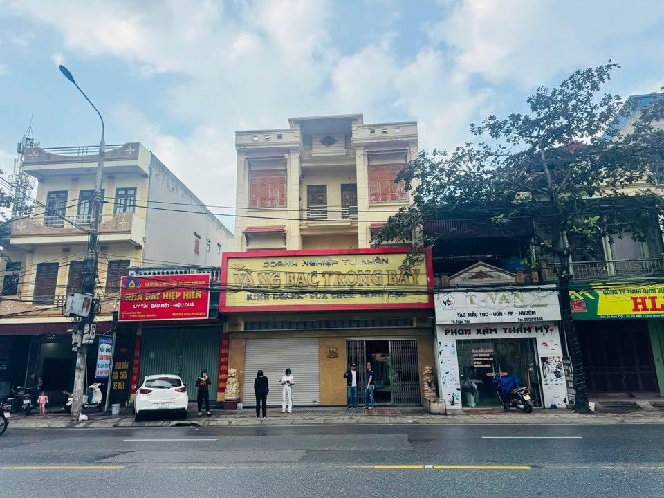 Bán gấp 2 lô liền kề mặt đường Quốc lộ 10, Vụ Bản, 1000m² - Đầu tư sinh lời ngay!