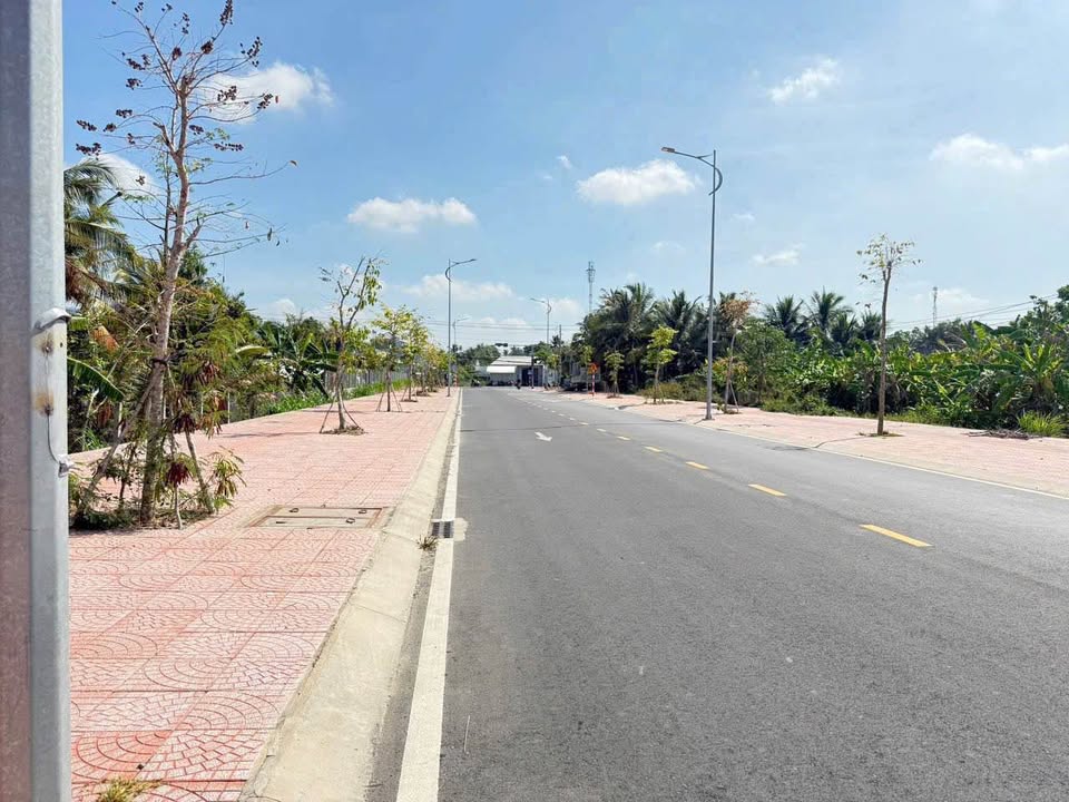 Đất nền Long Phước 100m² giá 1.5 tỷ - Tiềm năng kinh doanh hấp dẫn!