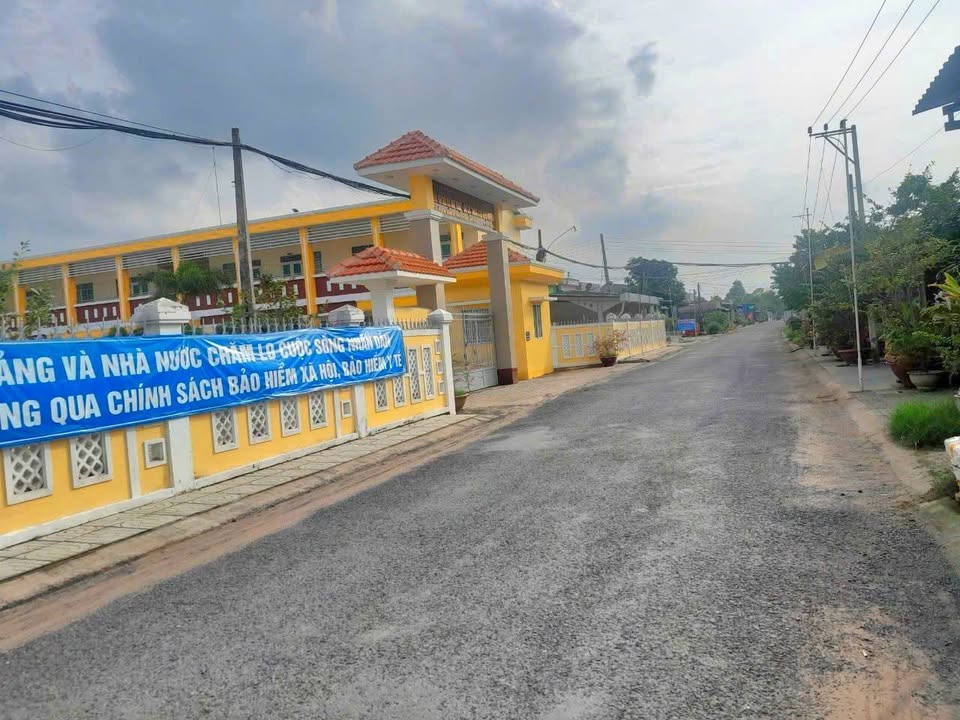 Đất thổ cư 100m² xã Ngũ Lạc, giá 600 triệu - Đầu tư sinh lời ngay!