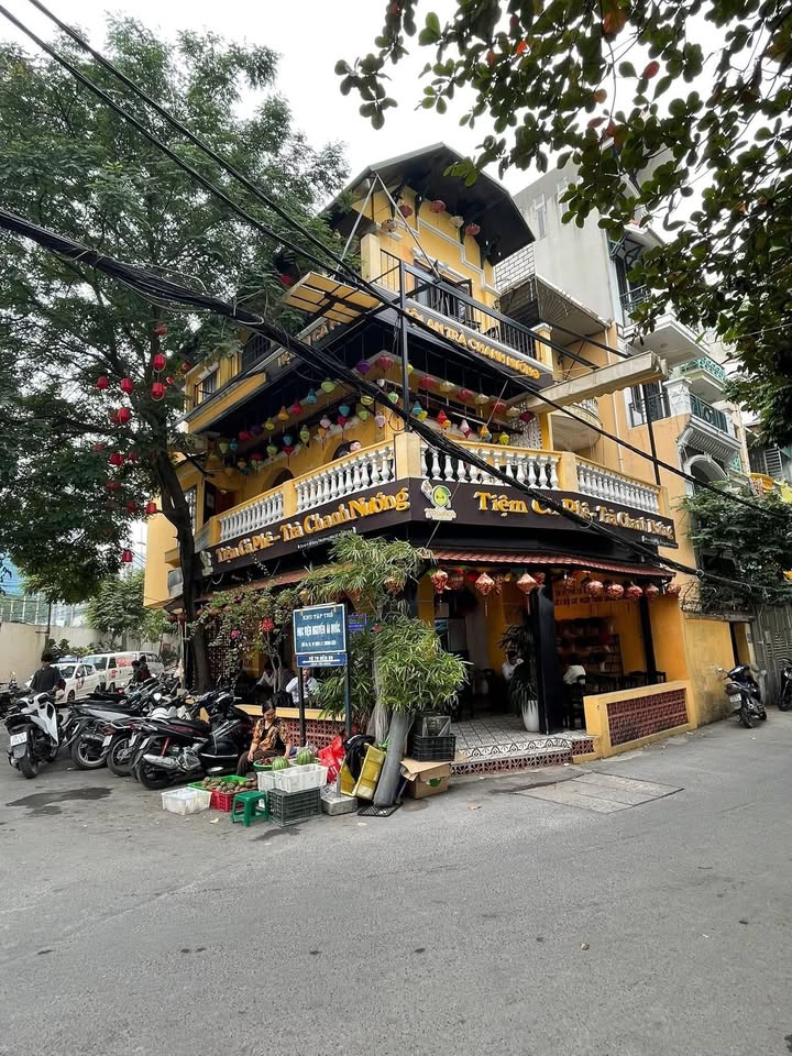 Văn phòng cho thuê tại Hoàng Đạo Thúy, Cầu Giấy 200m² - Lô góc 2 mặt tiền cực đẹp!