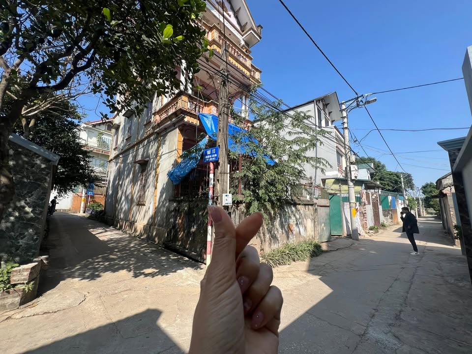 Đất nền Đồng Trúc Thạch Thất 114m² giá 4.68 tỷ - Sổ đỏ chính chủ, tặng nhà ở ngay!