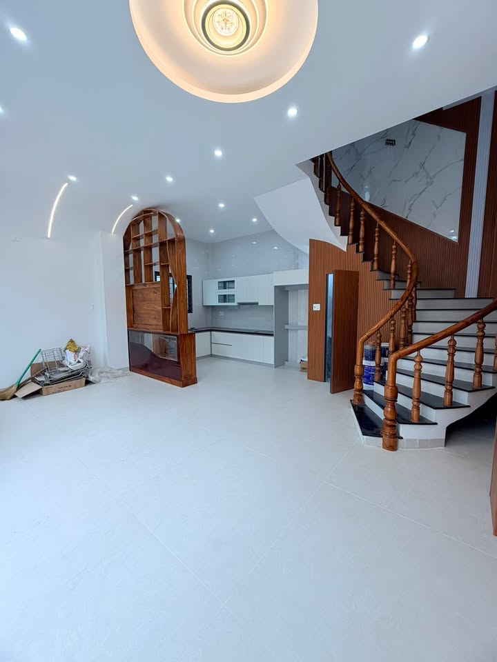 Nhà 4 tầng Võ Văn Dũng, Quy Nhơn 44m² giá 5 tỷ - Nhà mới xây chính chủ!