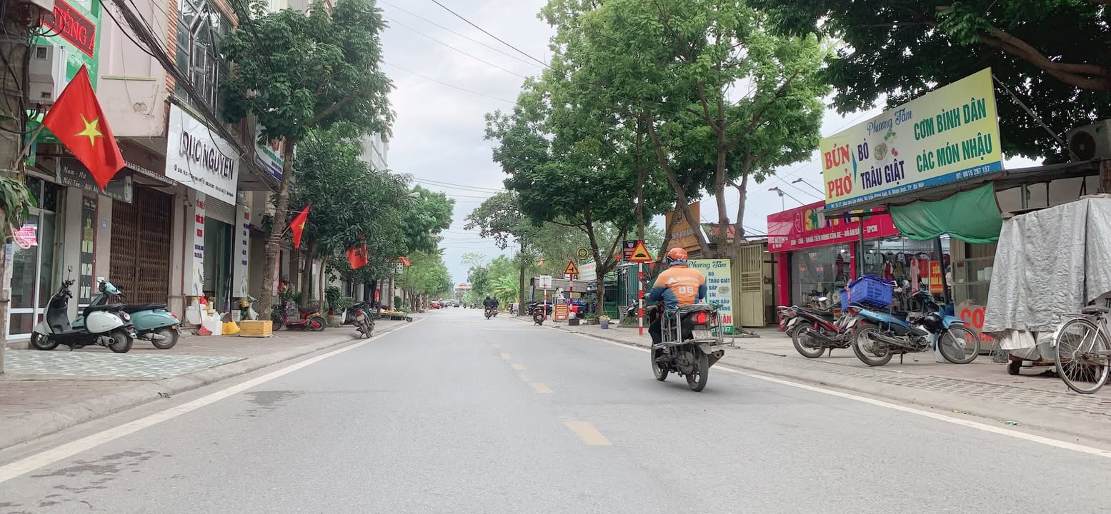 Căn hộ Tập thể Tổ 27 Đông Anh 70m² giá chỉ 2 tỷ - Sổ đỏ chính chủ, giao dịch ngay!