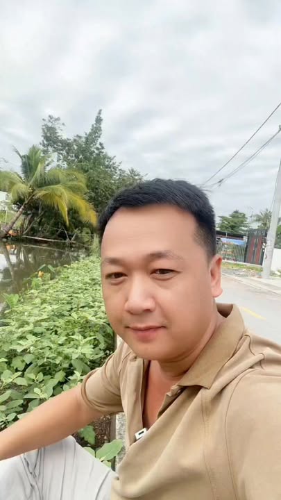 Nhà mặt tiền kênh Tx48, Bình Tân 180m² giá 7.6 tỷ - Full nội thất sang trọng!