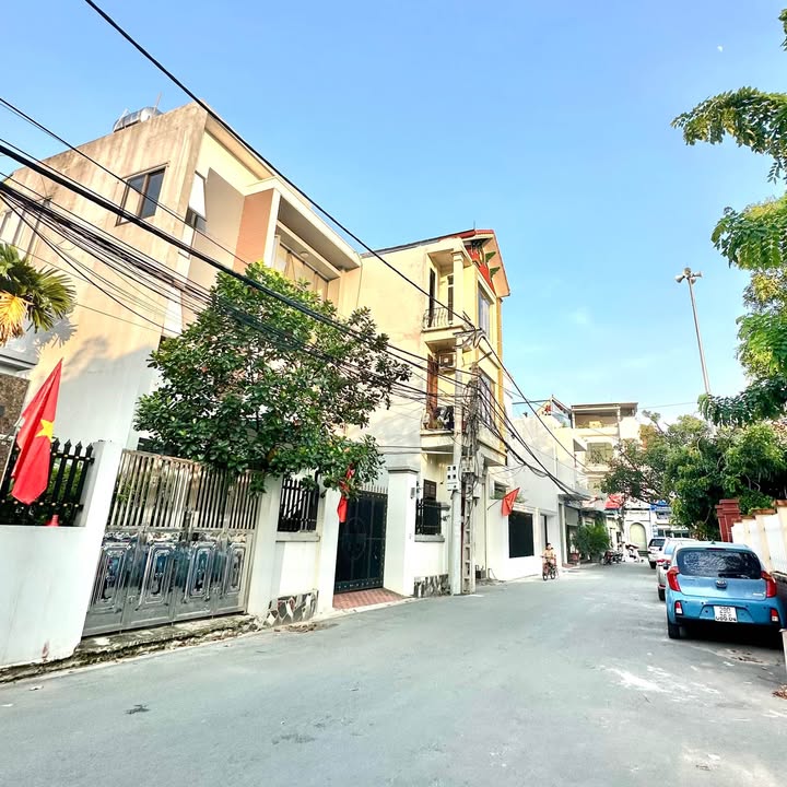 Nhà riêng Đại Mạch, Đông Anh 64m² giá 5.1 tỷ - Ô tô đỗ cửa, gần cầu Thượng Cát!