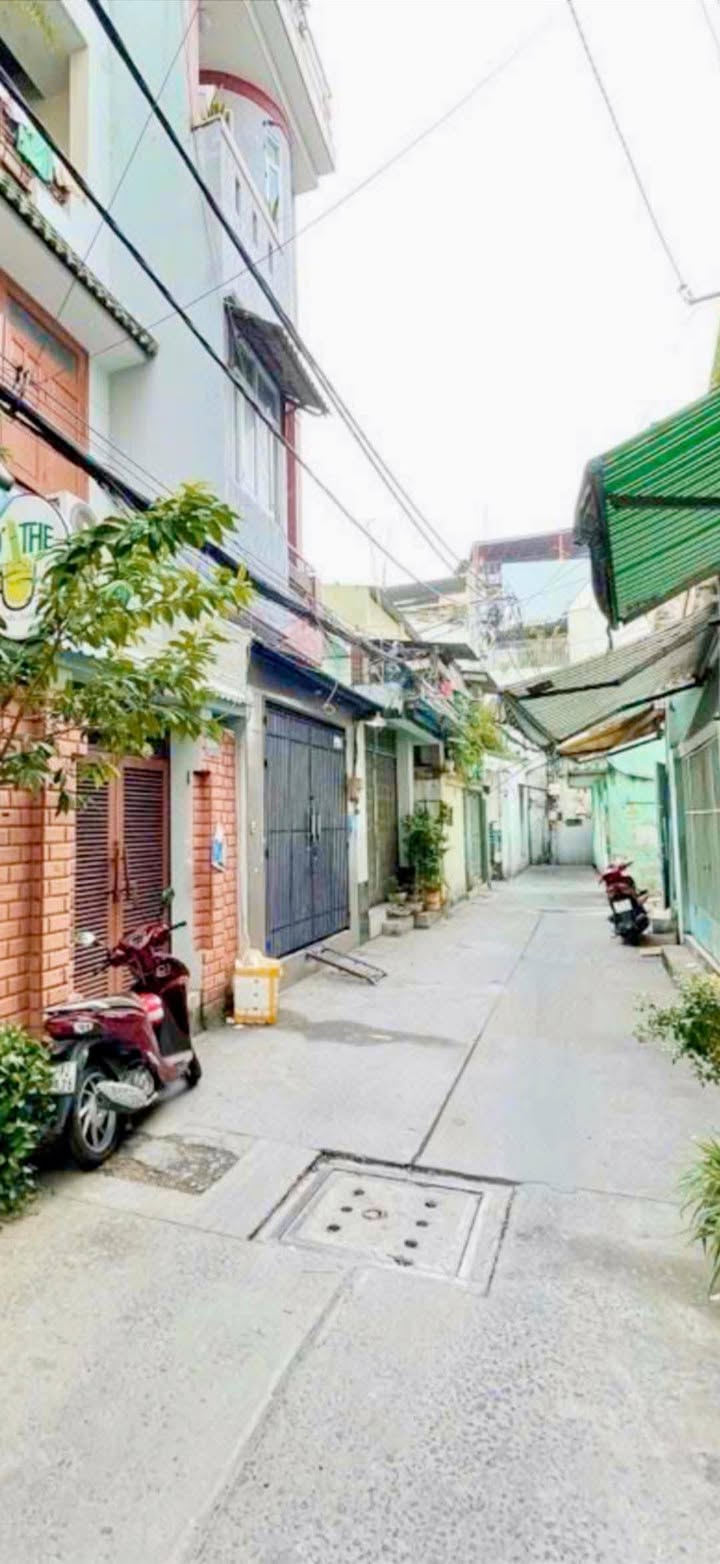 Nhà lô góc Tân Bình 63m² giá 5.7 tỷ - Gần chợ Vải Tân Bình!