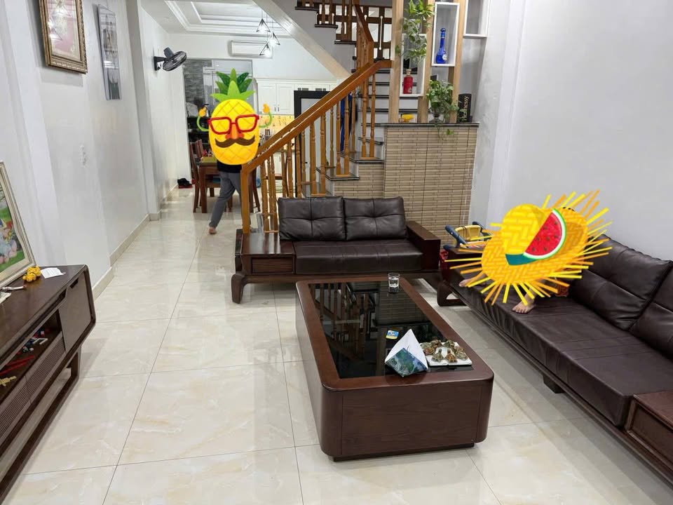 Nhà 3 tầng đẹp tại Chợ Hàng, Vĩnh Niệm, Hải Phòng - Full nội thất, chỉ 3.25 tỷ!