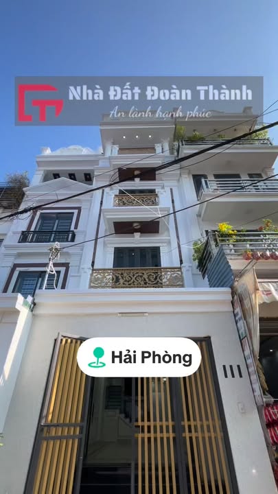 Nhà 4 tầng độc lập Đà Nẵng 70m² giá 6.7 tỷ - Thiết kế hiện đại, thang máy tiện lợi!