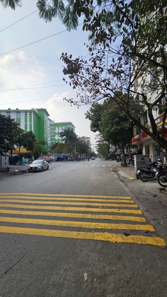 Nhà Phú Diễn 40m² giá thỏa thuận - Thiết kế hiện đại, phù hợp cho thuê và kinh doanh!