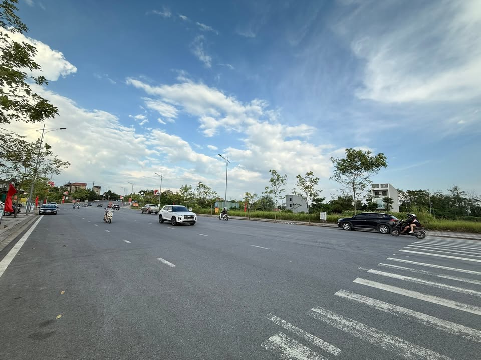 Đất mặt tiền Băng 1 Đồng Mạ, Vân Phú 90m² giá 5 tỷ - Kinh doanh thuận lợi!