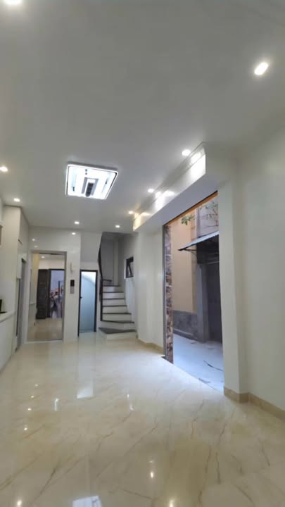 Nhà phố 35m² Định Công - 6 tầng thang máy, chỉ 9.5 tỷ - Sẵn sàng ở ngay!