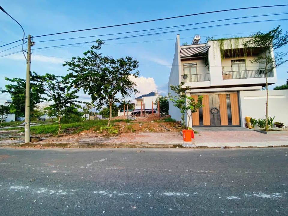 Đất nền khu CSDP Tân Phú, Đồng Xoài 220m² giá 1.6 tỷ - Lô góc 2 mặt tiền