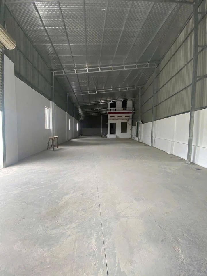 Kho xưởng cho thuê tại Khắc Niệm 400m² giá 35 triệu - Phù hợp cho mọi nhu cầu kinh doanh!