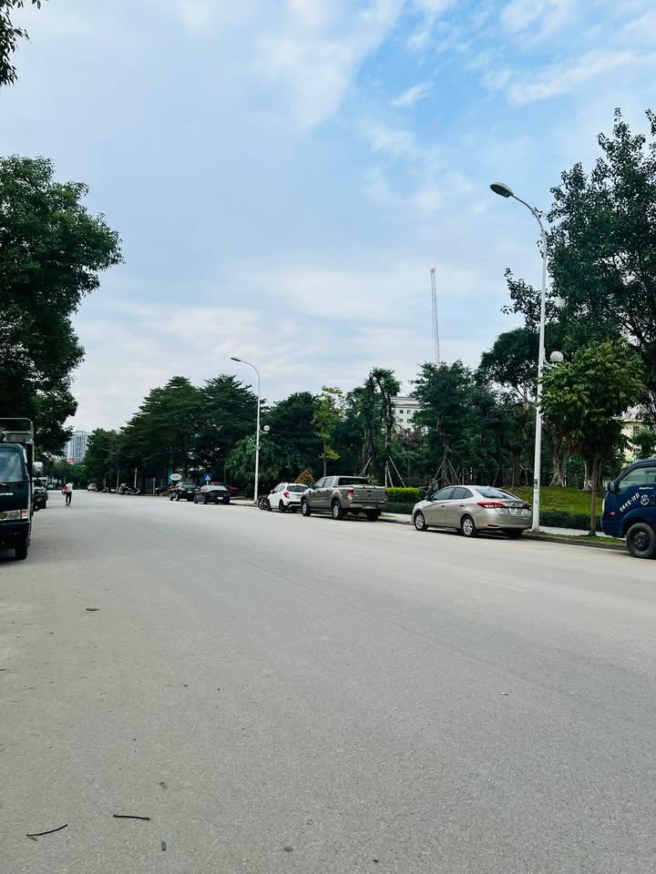 Nhà gác lửng quận Hoàng Mai 47m² giá 6 tỷ - Gần KĐT Hồng Hà!