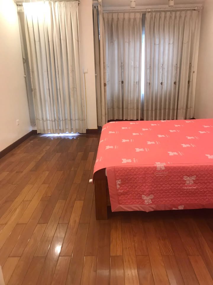 Nhà nguyên căn cho thuê tại Văn Cao, Ba Đình 60m² giá 25 triệu - Phù hợp làm văn phòng!