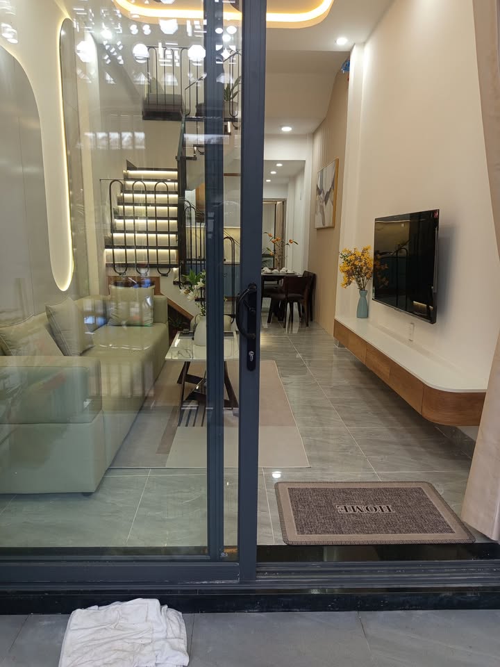 Nhà 3 tầng Hùng Vương, Đà Nẵng 50m² giá 5 tỷ - Sát chợ Cồn tiện ích đầy đủ!