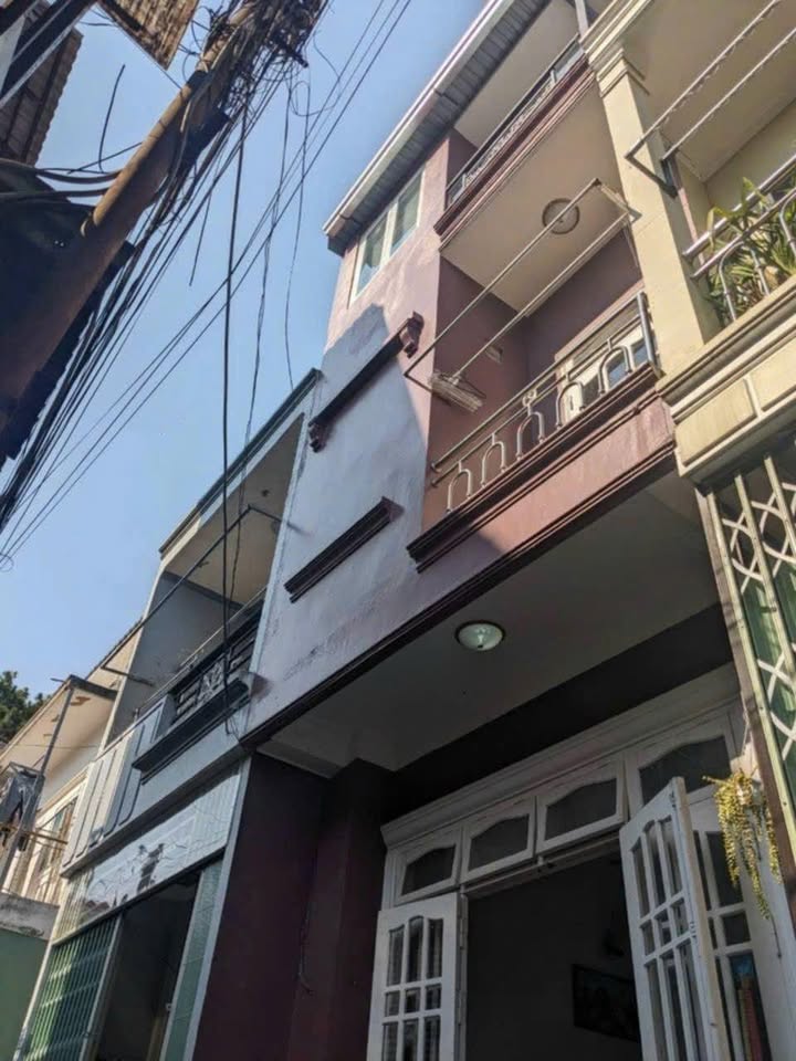 Nhà 3 Lầu Phan Chu Trinh, P9 Đà Lạt 40m² giá 2.65 tỷ - Pháp lý đầy đủ, ở ngay!