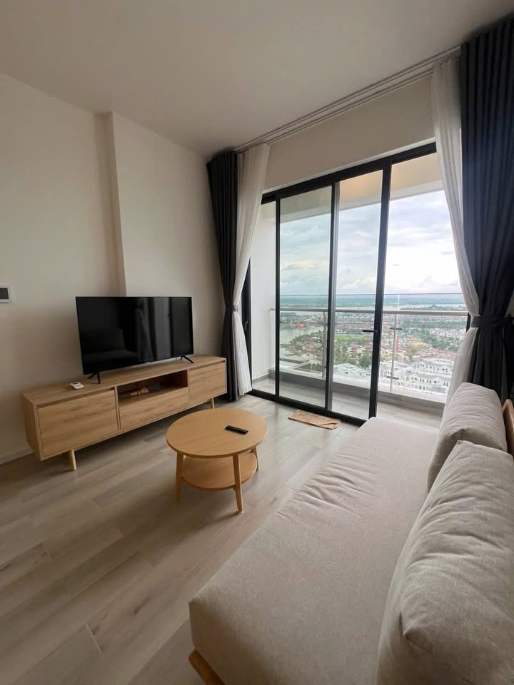 Căn hộ Vinhomes Grand Park Thủ Đức 2PN 2WC giá 13 triệu - Full nội thất, view công viên thoáng mát!