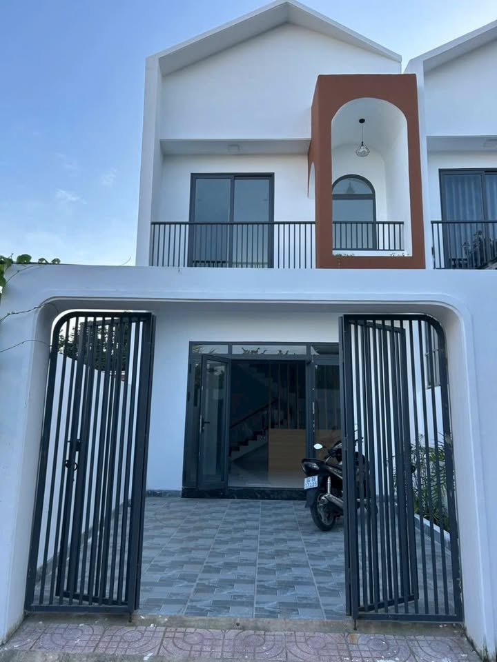 Nhà cho thuê 1 lầu 1 trệt đường HL15, Tân Triều, 3PN - Nhà mới đẹp, giá 4.5 triệu/tháng