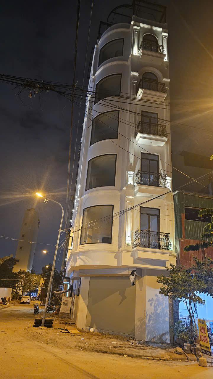 Cho thuê mặt bằng kinh doanh tại Hà Đông - Tầng 1 và 2, vị trí đẹp