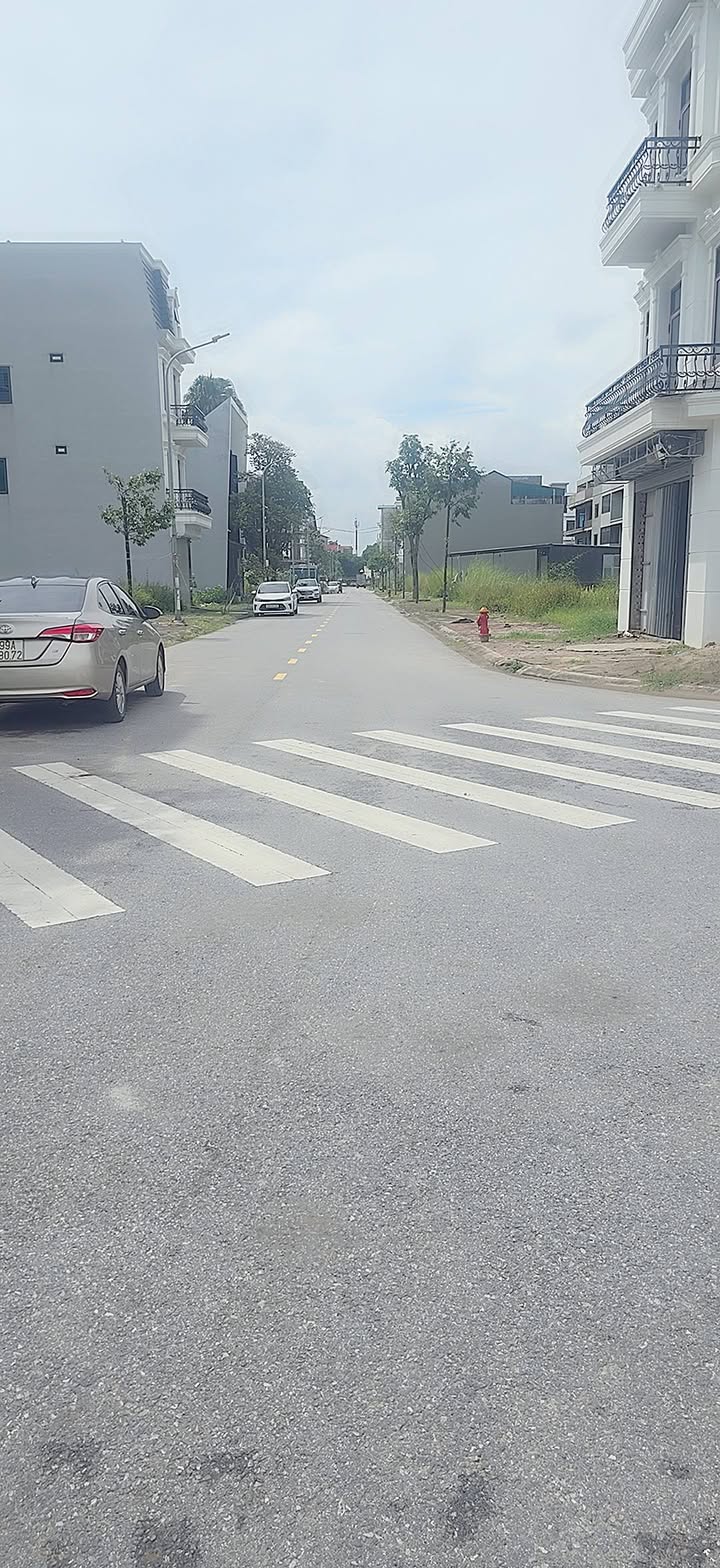 Đất nền dự án Làng Cả - Quốc Lộ 38 - 105m² - Sổ hồng chính chủ, giá chỉ 5 tỷ!