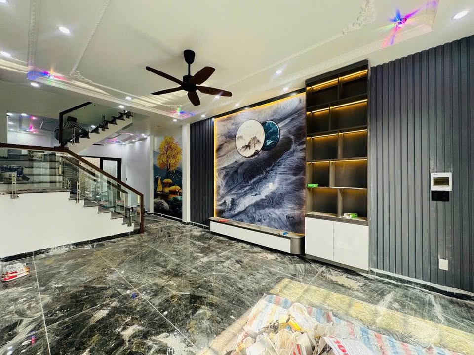 Nhà riêng Đặng Cương, An Dương 51m² giá 2 tỷ - Đường ô tô đỗ cửa, gần chợ!