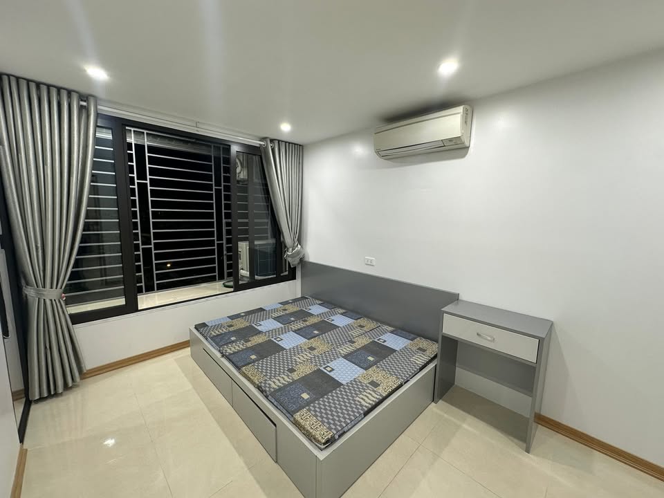 Căn hộ Tập thể Nghĩa Tân 50m² giá 7 triệu - Mới 100% full nội thất