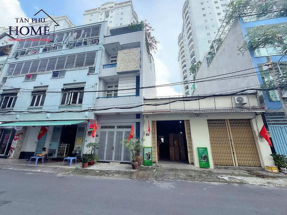 Shophouse cho thuê Tân Phú 160m² giá 22 triệu - Vị trí kinh doanh đắc địa!