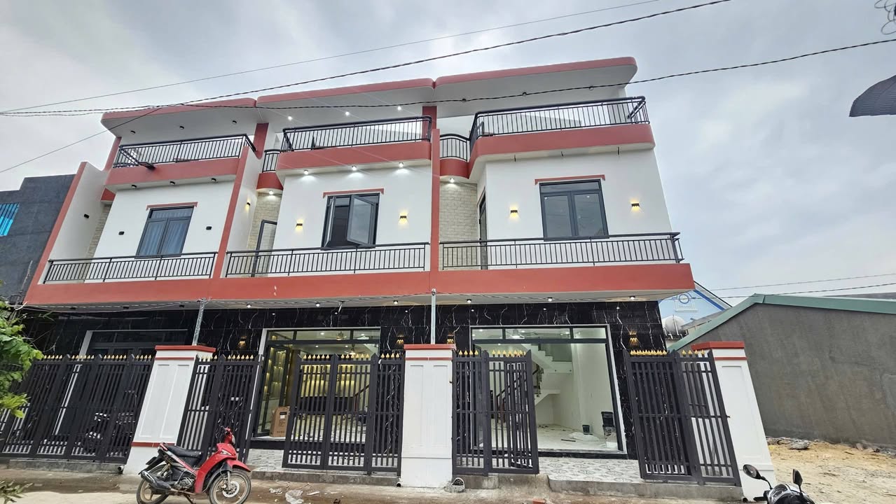 Nhà phố Bình Chuẩn, Thuận An 62m² giá 3.15 tỷ - Sổ hồng riêng, hoàn thiện đẹp!