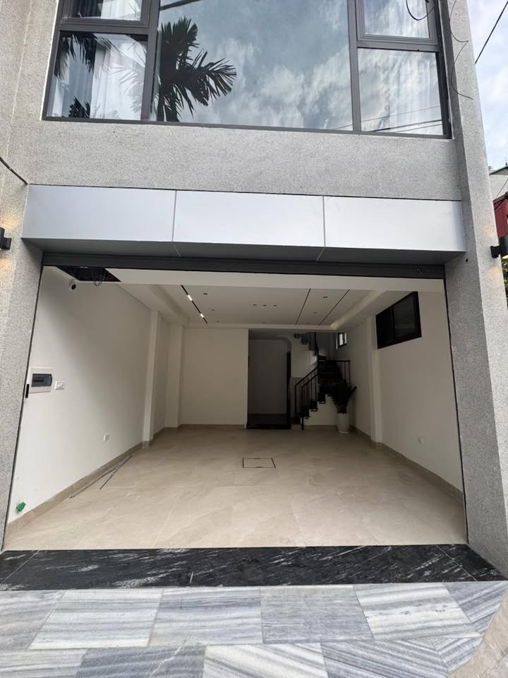 Nhà đẹp Ngọc Thụy, Long Biên 40m² giá thỏa thuận - Ô tô vào tận nhà!