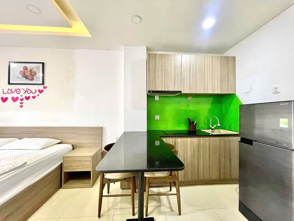 Căn Studio cho thuê đường Phạm Ngọc Thạch, Vĩnh Hải 5.5 triệu - Sẵn sàng vào ở ngay!