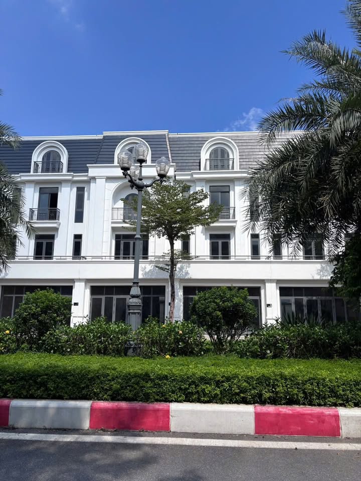 Cho thuê nhà Crown Villa Thái Nguyên - Full nội thất, giá 15 triệu/tháng