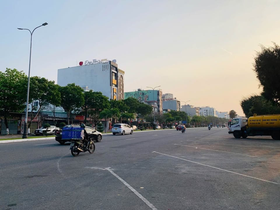 Bán đất 3 mặt tiền đường Nguyễn Tất Thành, quận Thanh Khê, 150m² - Đầu tư sinh lời bền vững!