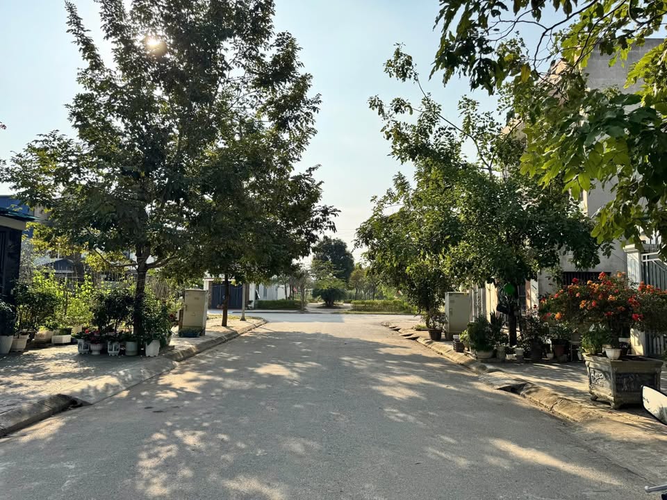 Lô đất Kosy Gia Sàng Thái Nguyên 120m² giá 3.1 tỷ - Sổ đỏ sang tên ngay!